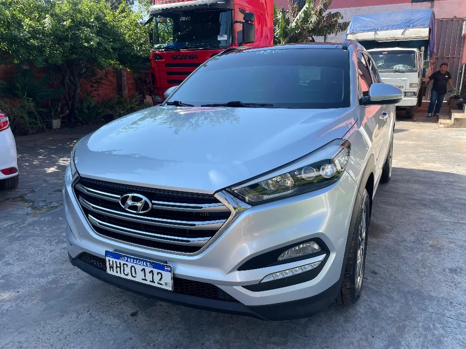 HYUNDAI TUCSON